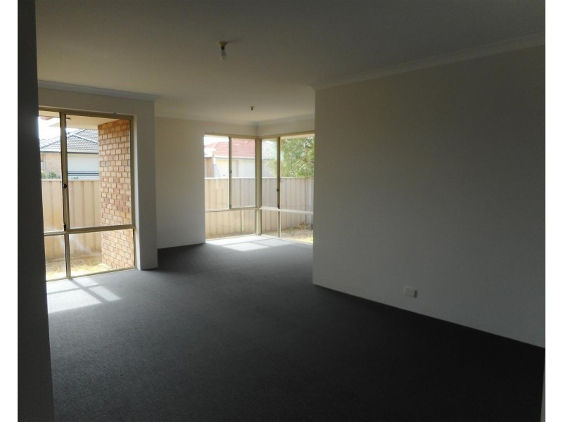 125 Grand Ocean Boulevard, Port Kennedy WA 6172