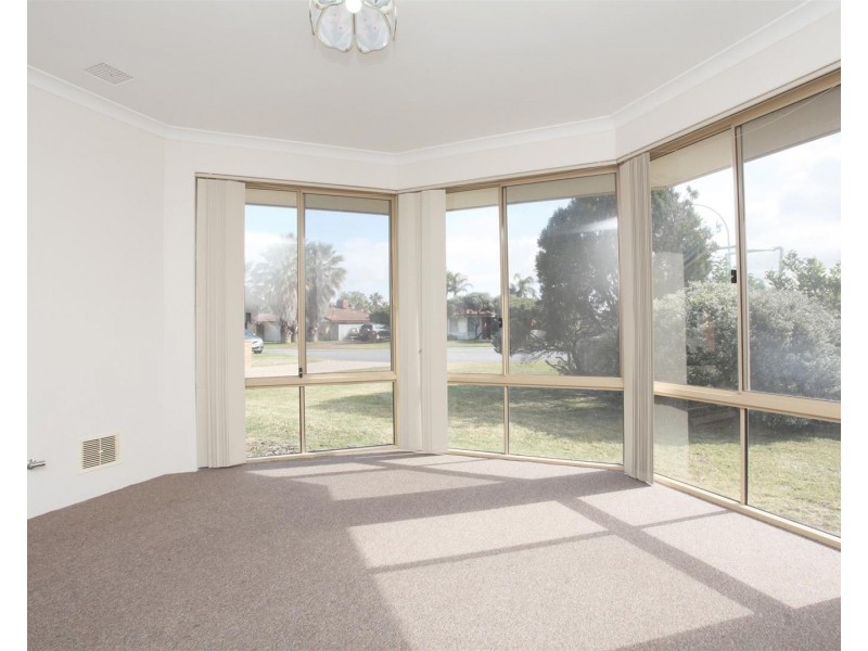 6 Buri Cove, Warnbro WA 6169