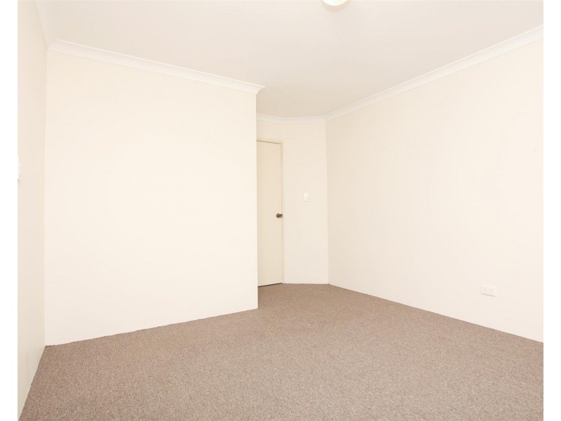 6 Buri Cove, Warnbro WA 6169