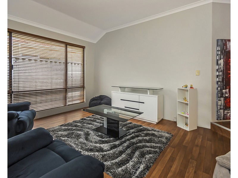 52 Liechardt Loop, Rockingham WA 6168