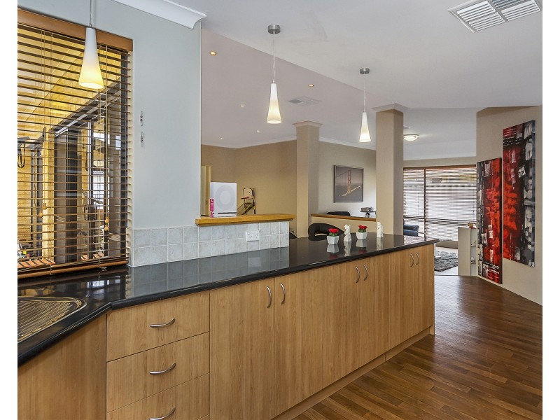 52 Liechardt Loop, Rockingham WA 6168