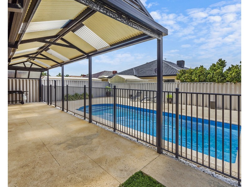 52 Liechardt Loop, Rockingham WA 6168