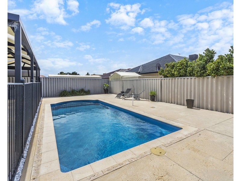 52 Liechardt Loop, Rockingham WA 6168