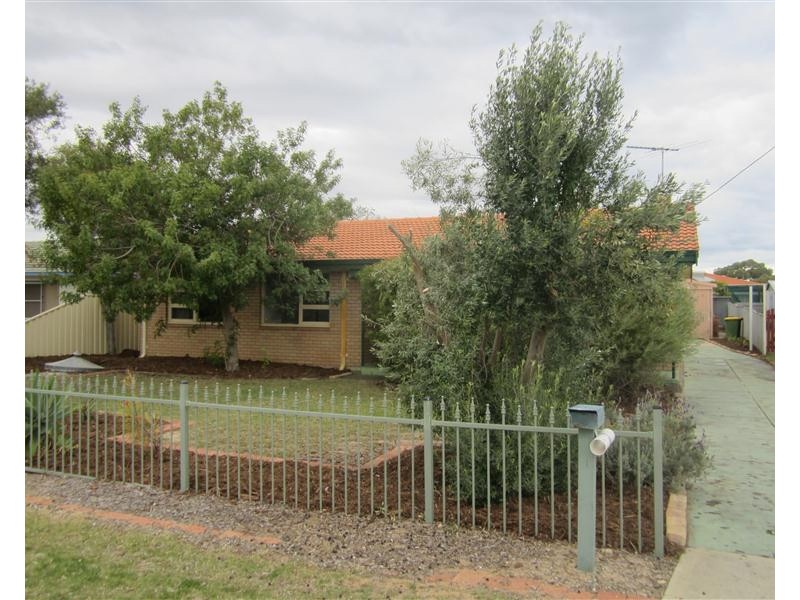 5 Hodges Street, Shoalwater WA 6169