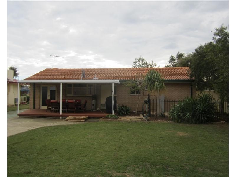 5 Hodges Street, Shoalwater WA 6169