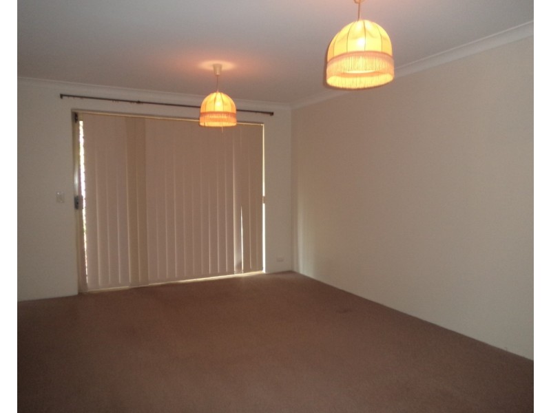 6/3 Merope Close, Rockingham WA 6168