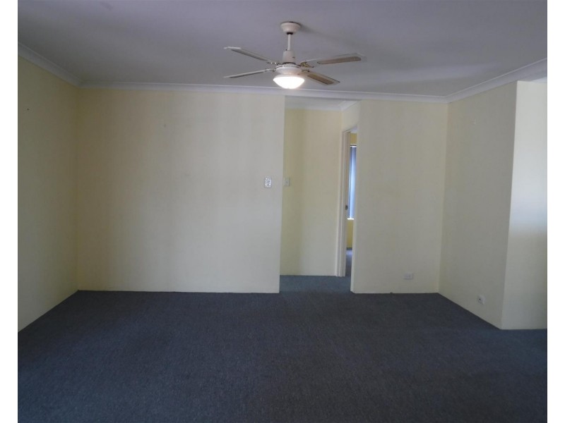 6 Oslo Place, Warnbro WA 6169