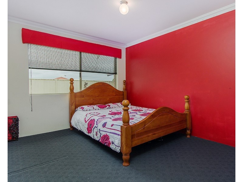 23 Arrowwood Loop, Secret Harbour WA 6173