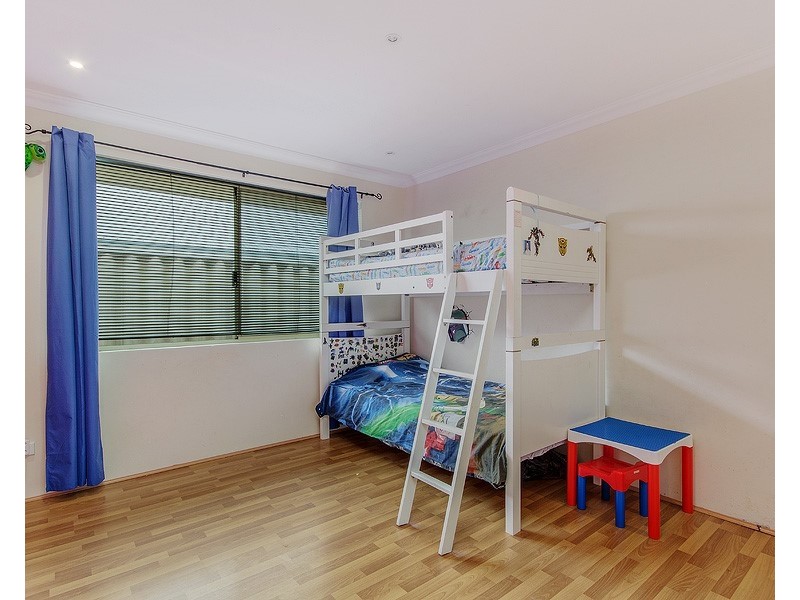 23 Arrowwood Loop, Secret Harbour WA 6173