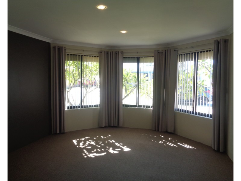 7 Warrego Road, Port Kennedy WA 6172