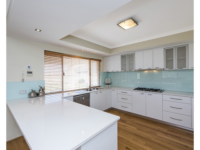 83 Greeson Parkway, Secret Harbour WA 6173