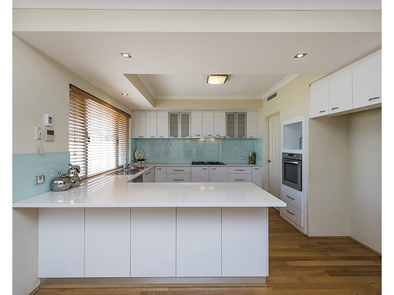 83 Greeson Parkway, Secret Harbour WA 6173