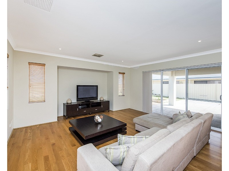 83 Greeson Parkway, Secret Harbour WA 6173
