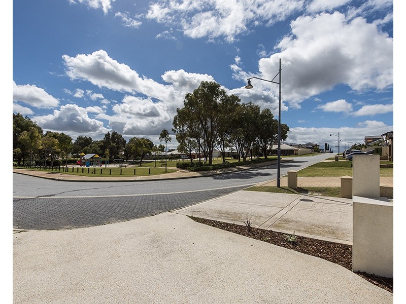 83 Greeson Parkway, Secret Harbour WA 6173