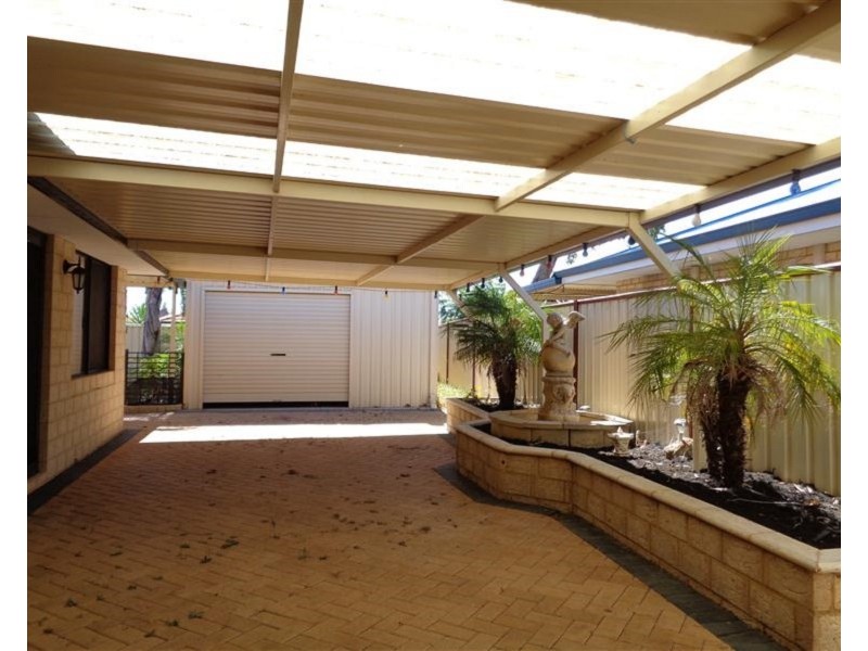 32 Arpenteur Drive, Baldivis WA 6171