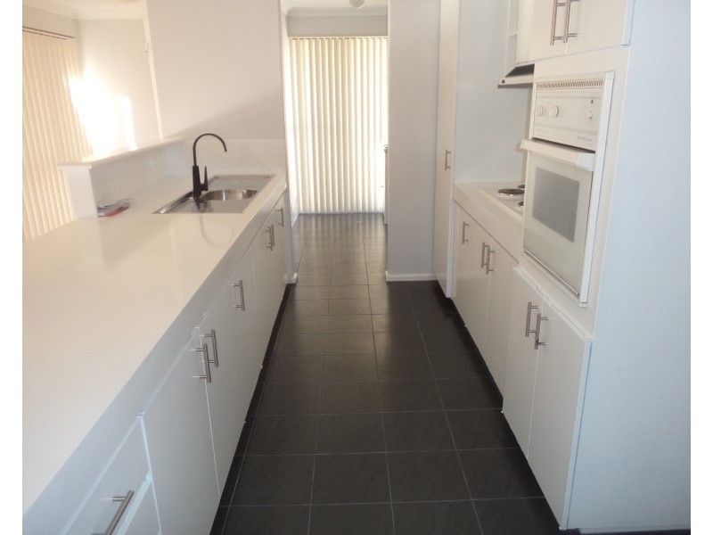 28 Malibu Road, Safety Bay WA 6169