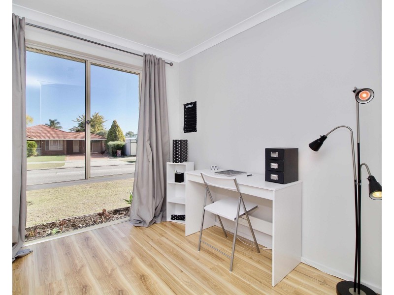 1 Santa Monica Drive, Waikiki WA 6169