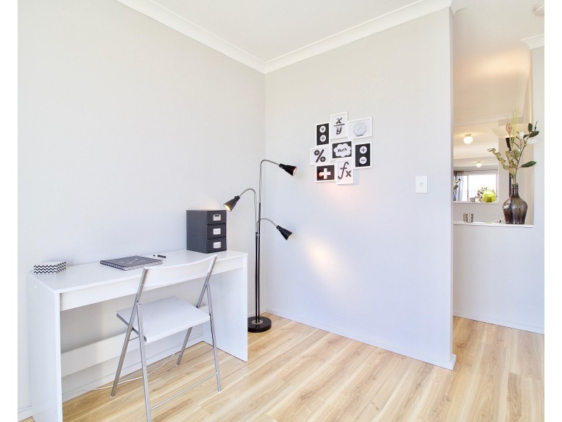 1 Santa Monica Drive, Waikiki WA 6169