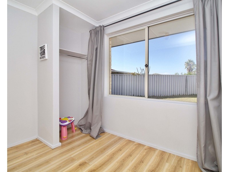 1 Santa Monica Drive, Waikiki WA 6169