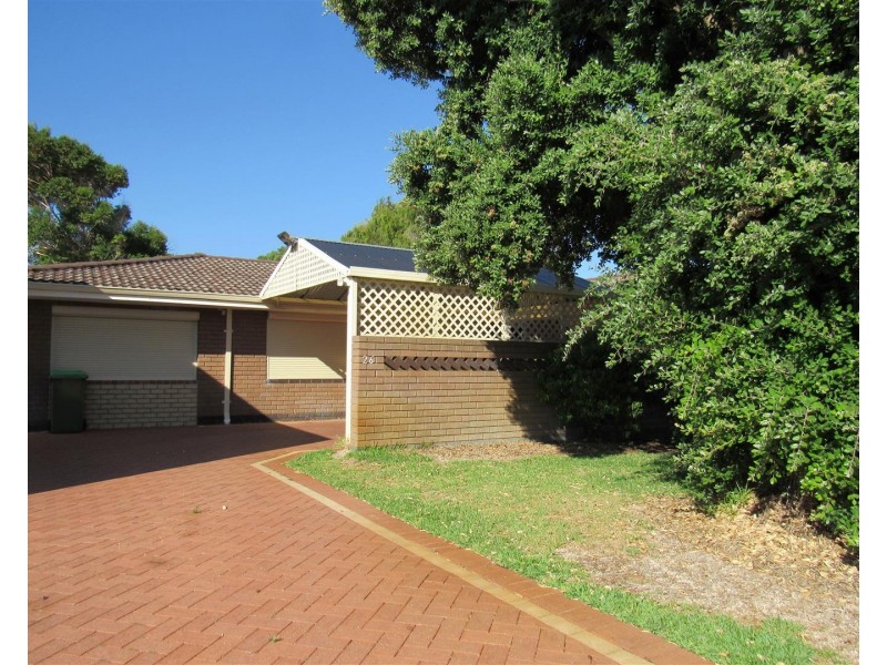 26 Thomas Street, Safety Bay WA 6169