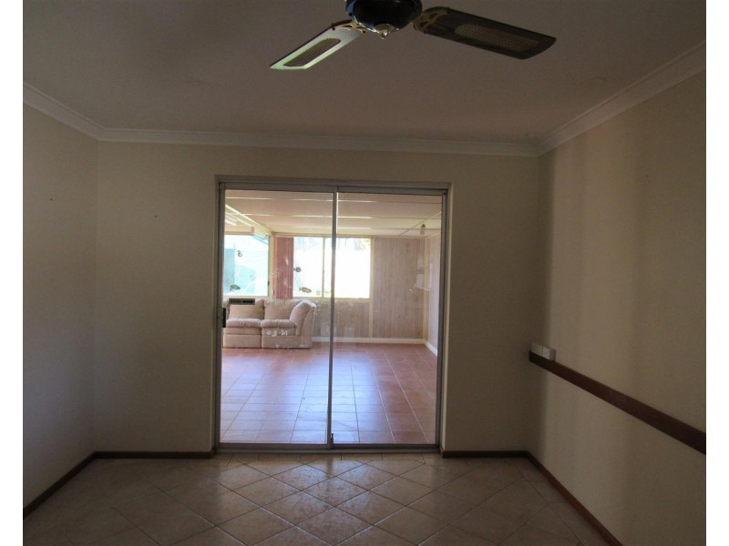 26 Thomas Street, Safety Bay WA 6169