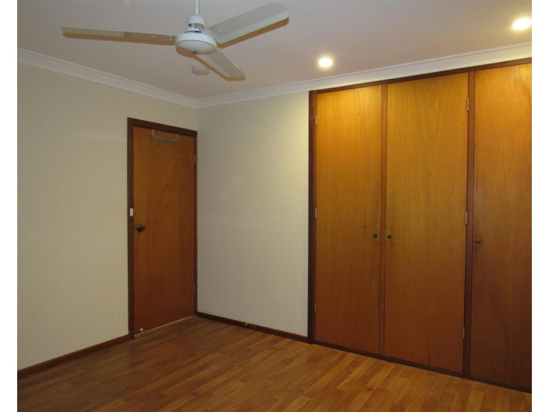 26 Thomas Street, Safety Bay WA 6169