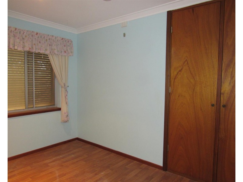 26 Thomas Street, Safety Bay WA 6169