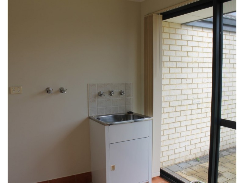 23 Toledo Circuit, Port Kennedy WA 6172