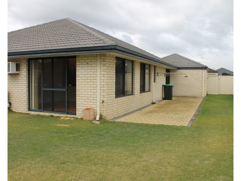 23 Toledo Circuit, Port Kennedy WA 6172
