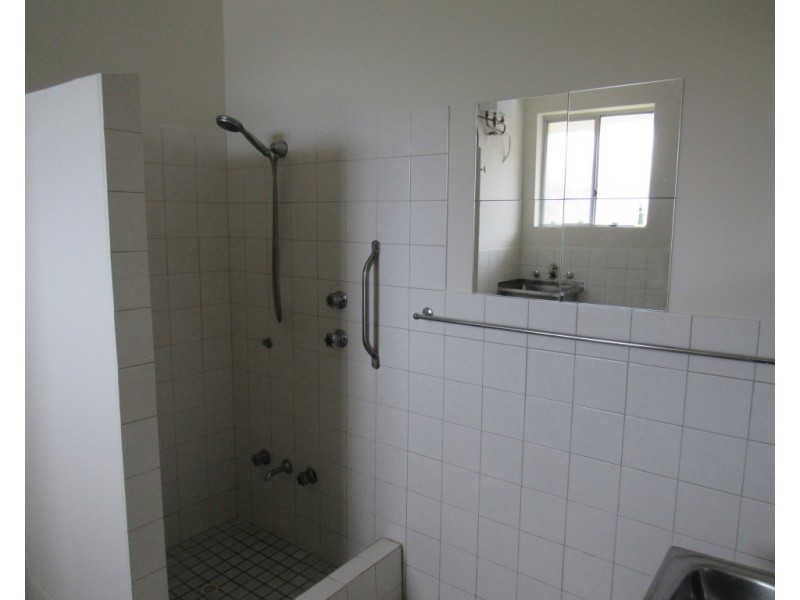 1/4 Afon Avenue, Shoalwater WA 6169