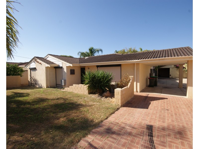 39 Lakemba Way, Waikiki WA 6169