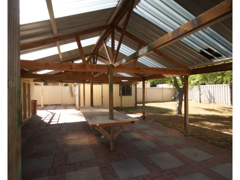 39 Lakemba Way, Waikiki WA 6169