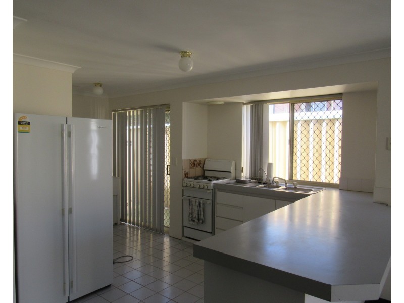 7/74 Kent Street, Rockingham WA 6168