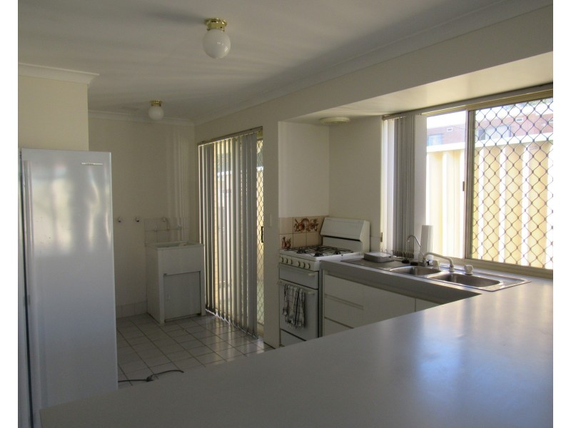 7/74 Kent Street, Rockingham WA 6168