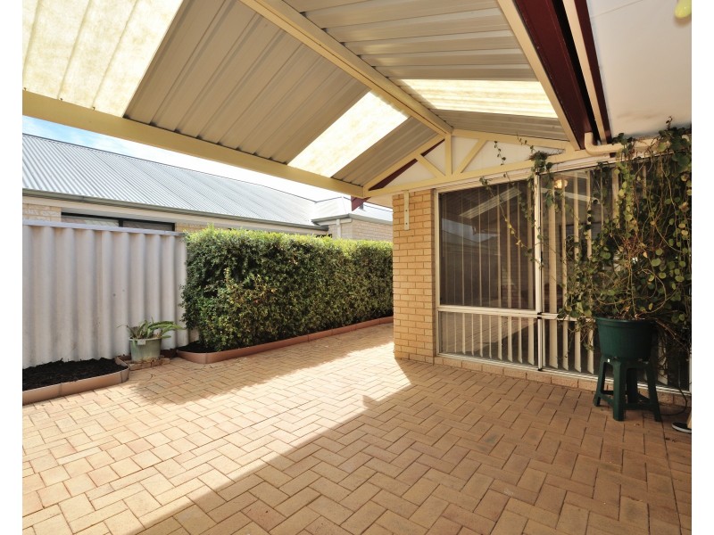 22  Laredo Bend, Port Kennedy WA 6172