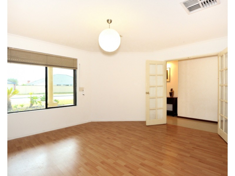 14 Alice Road, Port Kennedy WA 6172