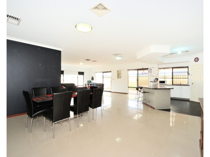 14 Alice Road, Port Kennedy WA 6172