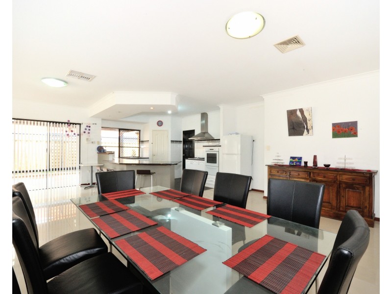 14 Alice Road, Port Kennedy WA 6172