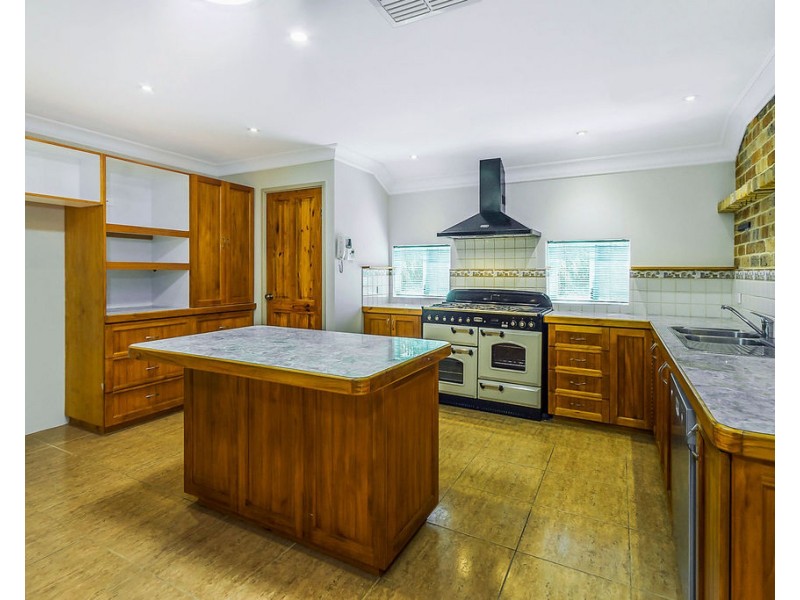 51 Miltona Drive, Secret Harbour WA 6173