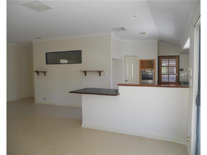 57 Chelmsford Avenue, Port Kennedy WA 6172