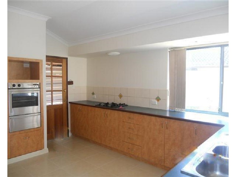 57 Chelmsford Avenue, Port Kennedy WA 6172