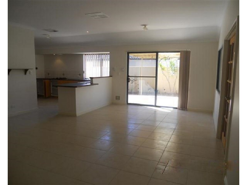 57 Chelmsford Avenue, Port Kennedy WA 6172
