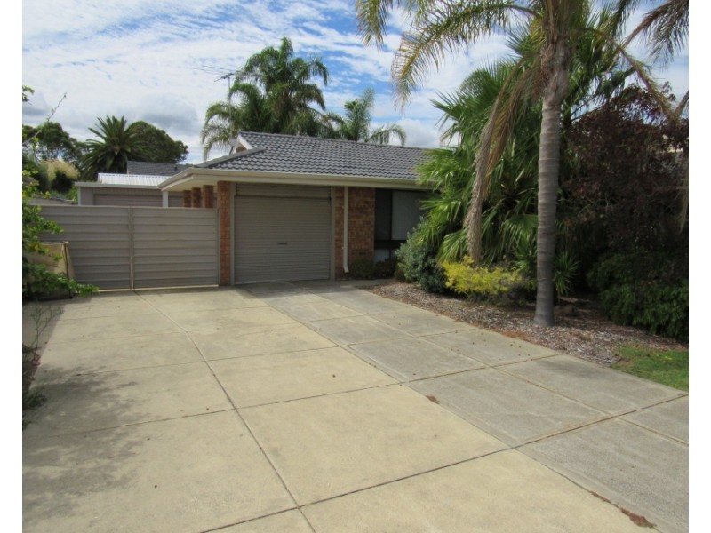 15  Jamaican Road, Safety Bay WA 6169
