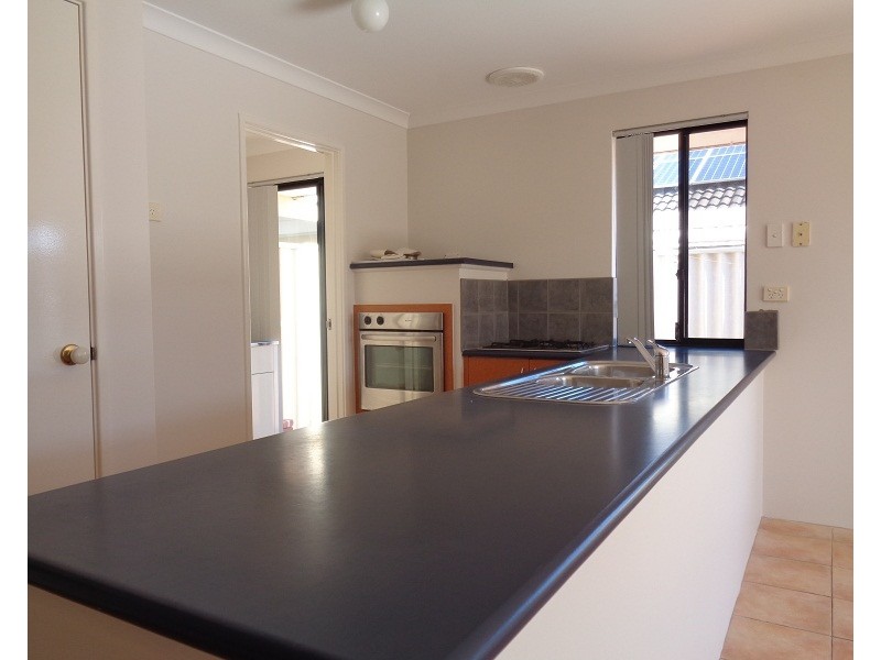 35 Benbecula Loop, Port Kennedy WA 6172