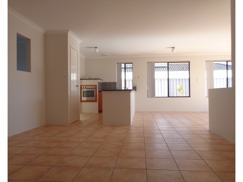 35 Benbecula Loop, Port Kennedy WA 6172