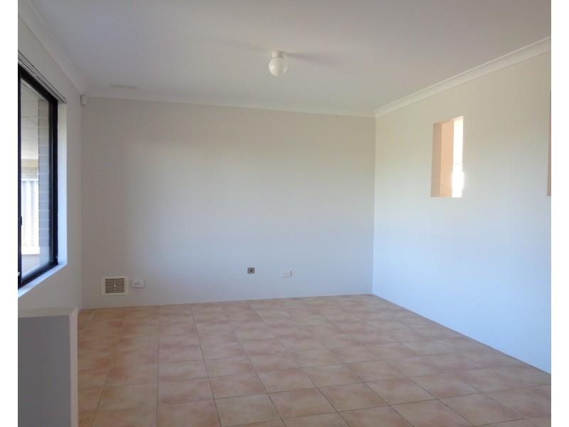 35 Benbecula Loop, Port Kennedy WA 6172