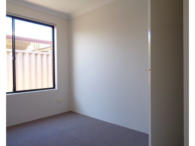 35 Benbecula Loop, Port Kennedy WA 6172