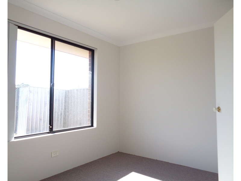 35 Benbecula Loop, Port Kennedy WA 6172