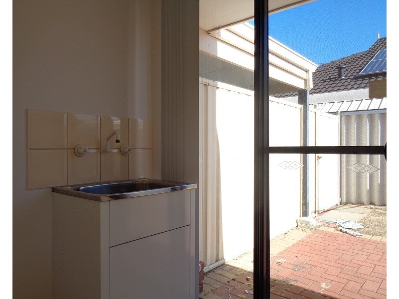 35 Benbecula Loop, Port Kennedy WA 6172