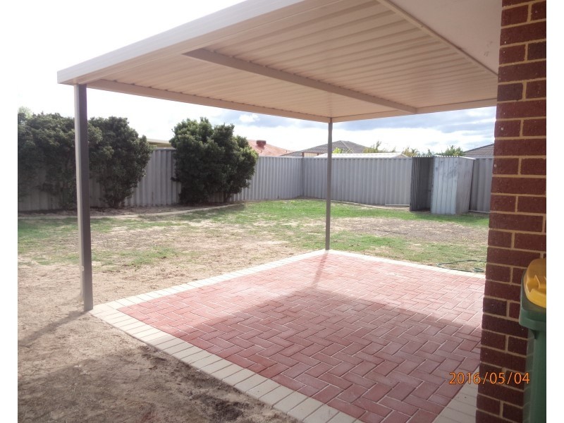 35 Benbecula Loop, Port Kennedy WA 6172